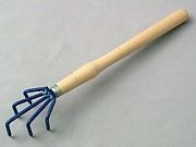 Рыхлитель Р-5 (5 зубца) с деревянной ручкой ARS